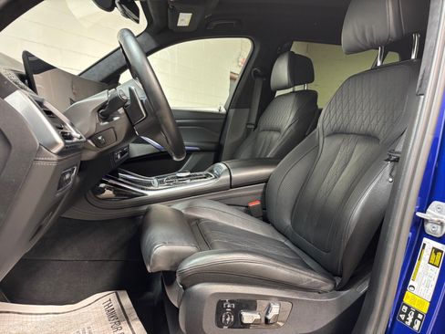 Used 2023 BMW X7 M60i w/ Executive Package AWD/4WD image 22