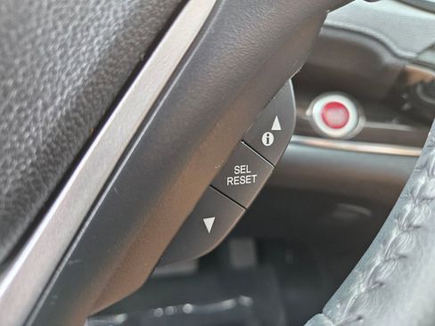 Used 2016 Honda CR-V Touring image 25