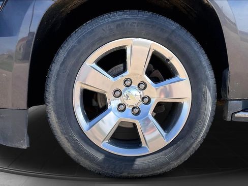 Used 2017 Chevrolet Tahoe Premier AWD/4WD image 36