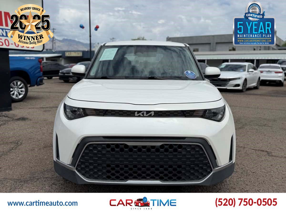 Used 2023 Kia Soul LX w/ LX Technology Package FWD image 2