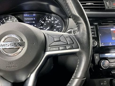 Used 2019 Nissan Rogue Sport SV w/ All-Weather Package AWD/4WD image 12