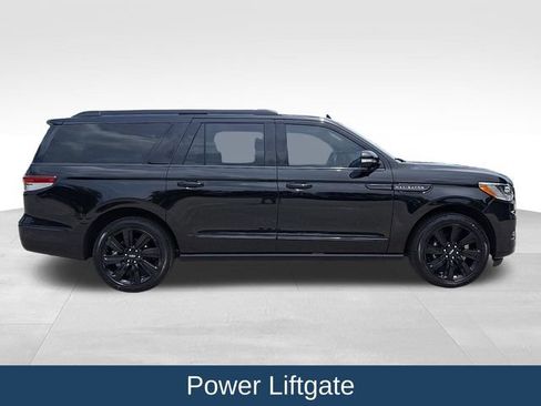 Used 2022 Lincoln Navigator L Reserve w/ Equipment Group 201A AWD/4WD image 9