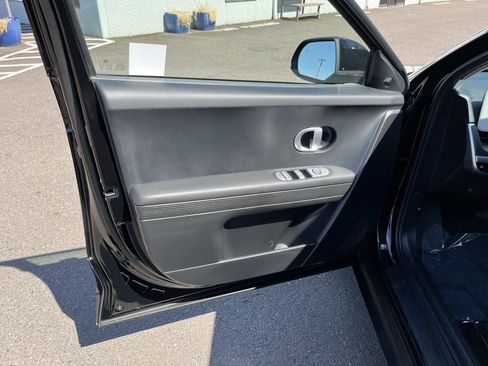 Certified 2024 Hyundai Ioniq 5 SEL RWD image 15