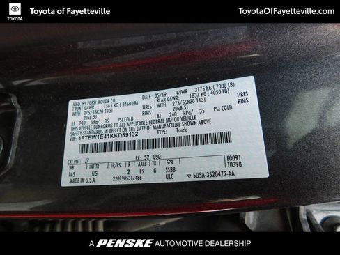 Used 2019 Ford F150 XLT w/ Equipment Group 302A Luxury image 8