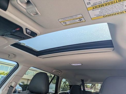 Used 2025 Subaru Outback Onyx Edition XT w/ Popular Package #2 image 20