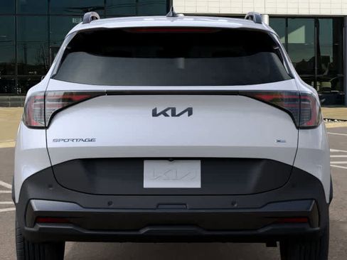 New 2026 Kia Sportage X-Line w/ X-Line Technology Package AWD/4WD image 13