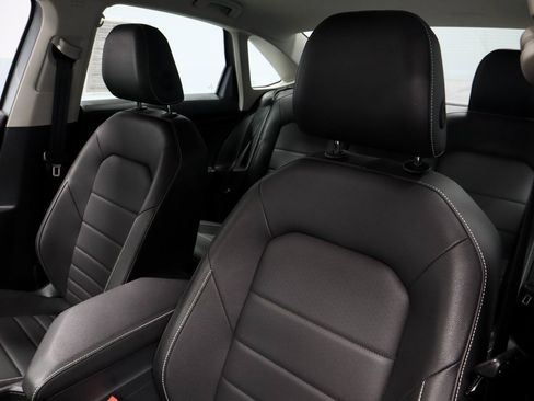 Used 2024 Volkswagen Jetta SE image 26