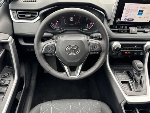 Used 2025 Toyota RAV4 XLE w/ Weather Package image 28
