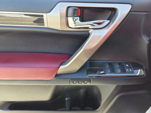 Used 2021 Lexus GX 460 Premium w/ Premium Plus Package image 24