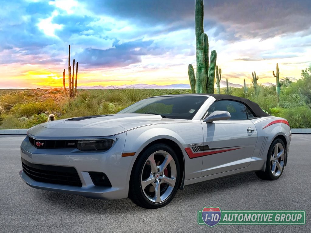 Used 2014 Chevrolet Camaro SS w/ RS Package RWD image 9