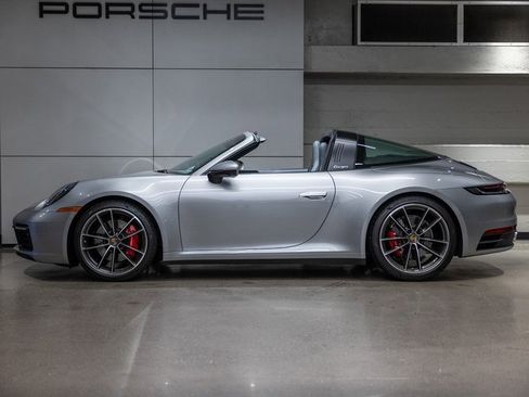 Used 2023 Porsche 911 Targa 4S image 2