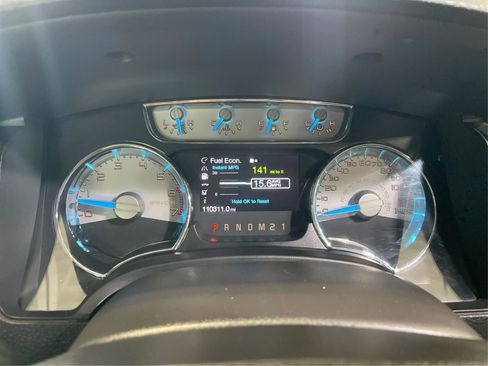 Used 2014 Ford F150 Lariat w/ Equipment Group 502A Luxury image 20