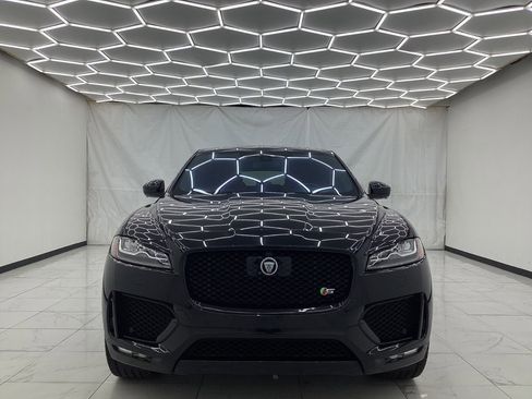 Used 2018 Jaguar F-PACE S image 45