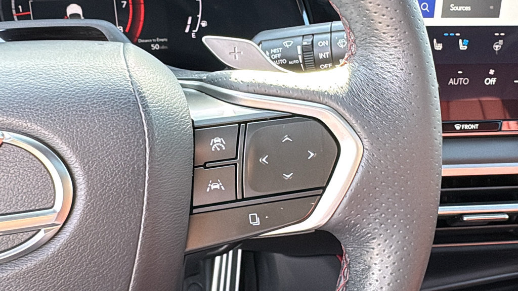 Used 2024 Lexus RX 350 F Sport w/ Convenience Package AWD/4WD image 18