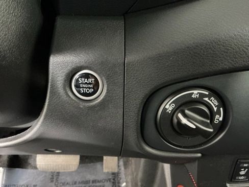 Used 2023 Nissan Frontier PRO-4X w/ Pro-4X Premium Package image 21