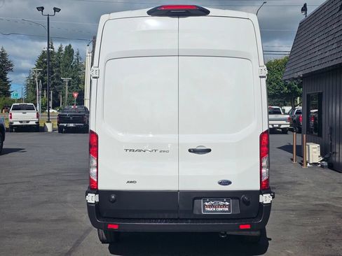 Used 2025 Ford Transit 250 148 High Roof AWD image 4