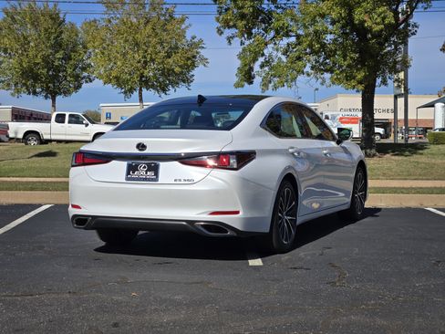 New 2025 Lexus ES 350 w/ Premium Package image 4