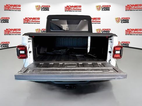 Used 2020 Jeep Gladiator Rubicon w/ LED Lighting Group AWD/4WD image 26