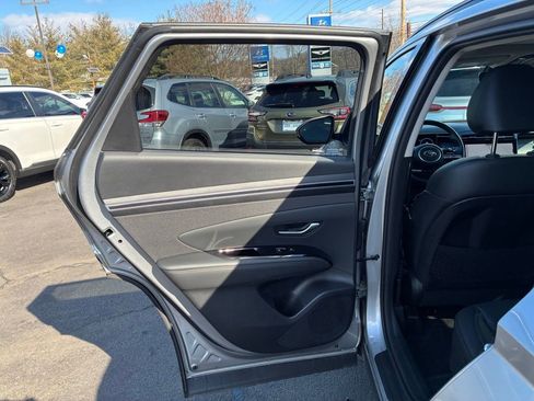 Used 2024 Hyundai Tucson Limited image 44