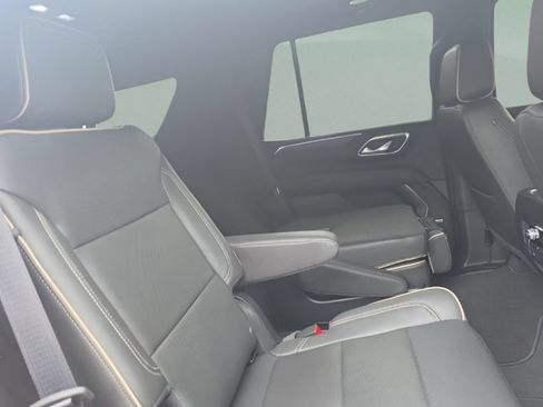 Used 2022 GMC Yukon SLT w/ SLT Premium Package RWD image 27