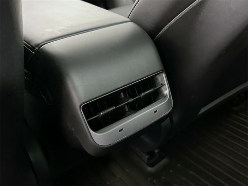 Used 2022 Tesla Model 3 Long Range image 24