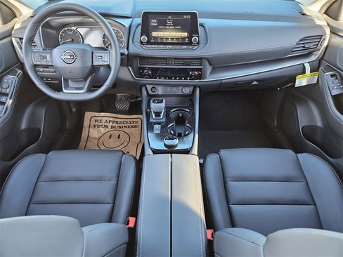 New 2026 Nissan Rogue SV image 7