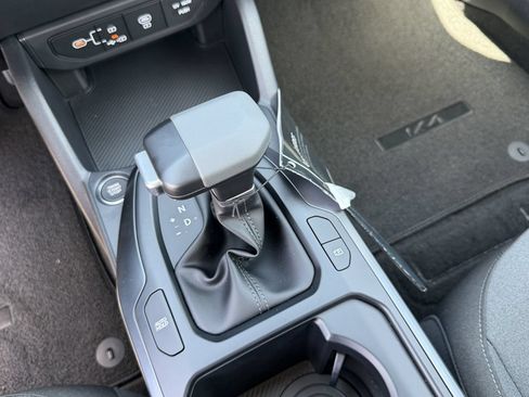 New 2026 Kia K4 FWD image 27
