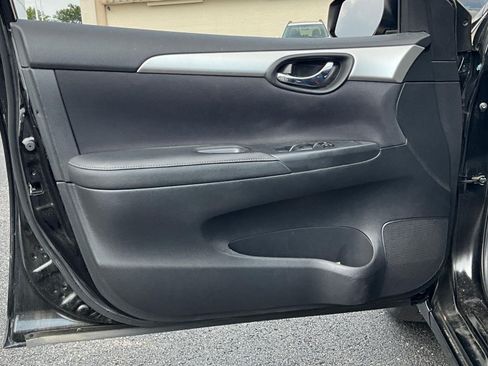 Used 2016 Nissan Sentra S FWD image 18