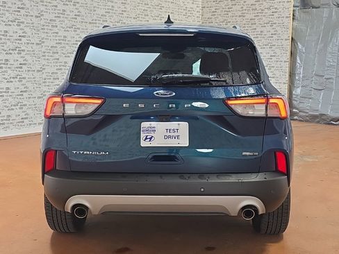 Used 2020 Ford Escape Titanium w/ Titanium Premium Package 2.0 image 8