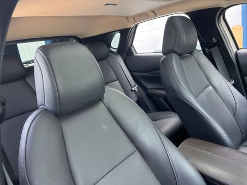 Used 2022 MAZDA CX-30 AWD 2.5 S w/ Premium Package image 31