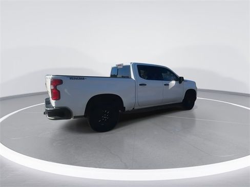 Used 2021 Chevrolet Silverado 1500 LT Trail Boss w/ Convenience Package II image 11