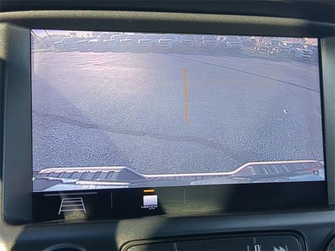 Used 2022 GMC Canyon AT4 w/ Driver Alert Package image 26