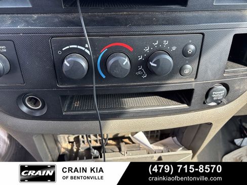 Used 2008 Dodge Ram 1500 Truck ST image 26