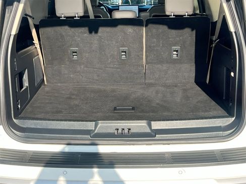 Used 2022 Ford Expedition Max Limited image 33