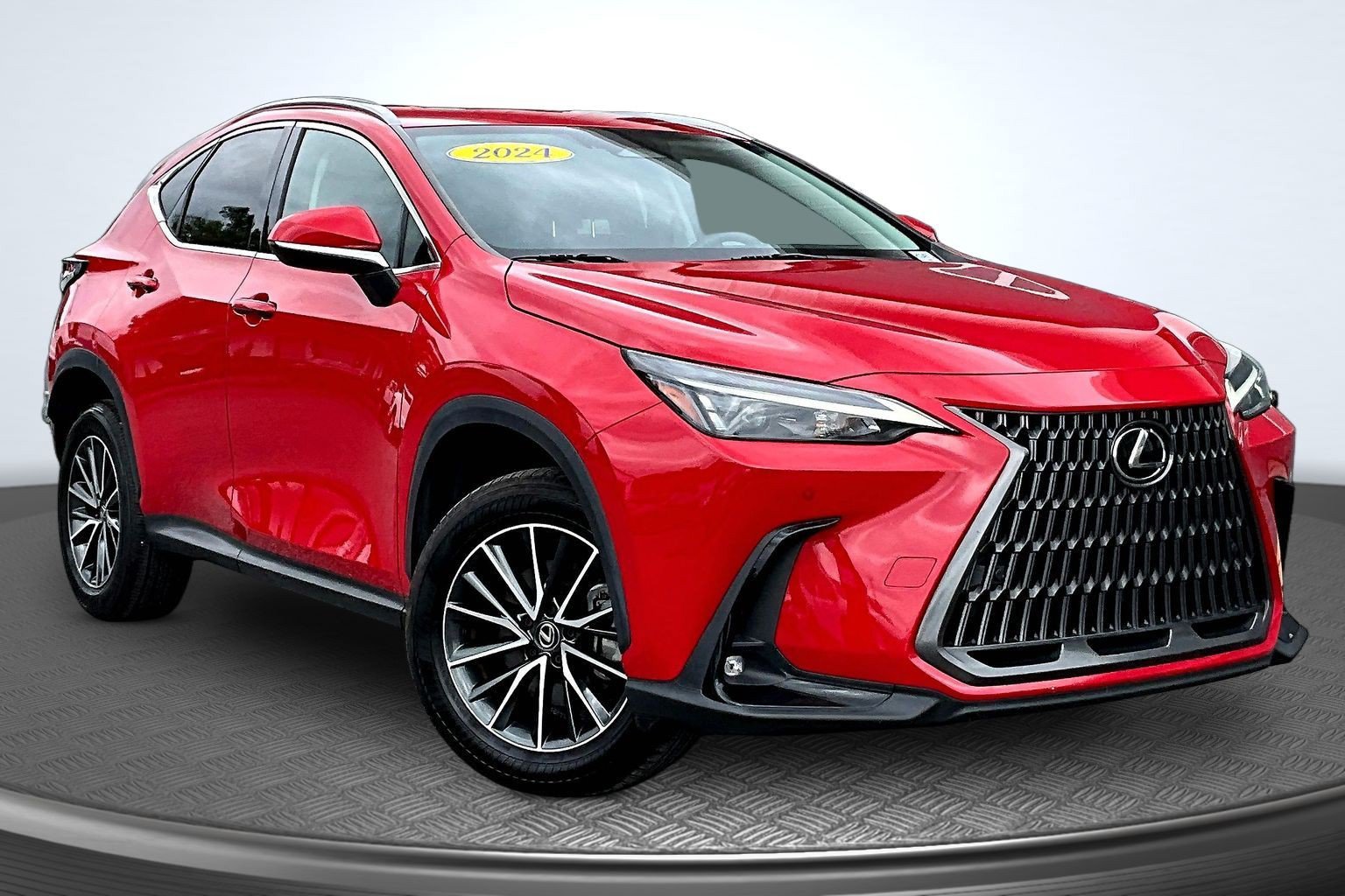 Used 2024 Lexus NX 350h AWD image 2