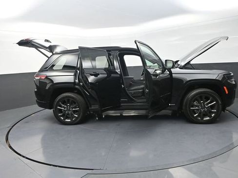 New 2026 Jeep Grand Cherokee Limited AWD/4WD image 40