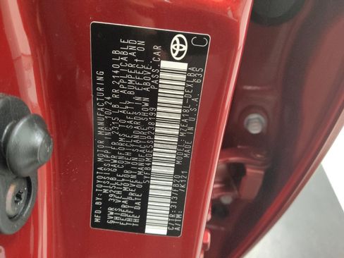 Used 2025 Toyota Corolla LE image 33