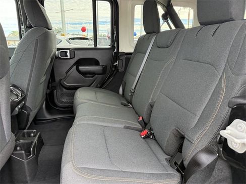 Used 2024 Jeep Wrangler Sport S image 14
