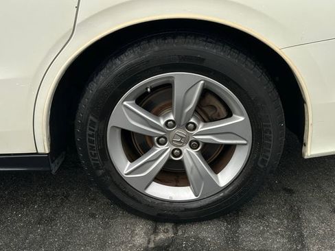 Used 2019 Honda Odyssey EX-L image 9