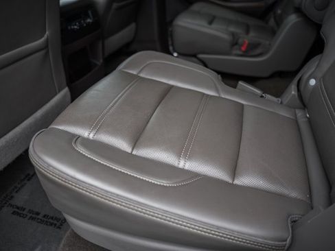 Used 2018 GMC Yukon Denali image 34