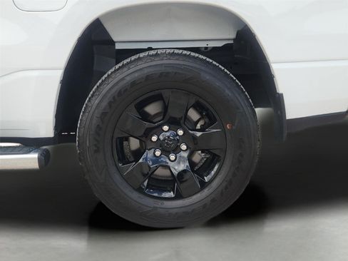 Used 2023 RAM 1500 Big Horn AWD/4WD image 31