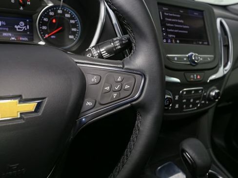 Used 2024 Chevrolet Equinox LT FWD image 29