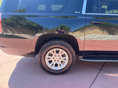 Used 2016 GMC Yukon XL SLT w/ Open Road Package AWD/4WD image 34