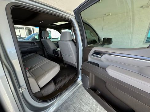 Used 2025 Chevrolet Silverado 1500 LTZ w/ LTZ Premium Package image 23