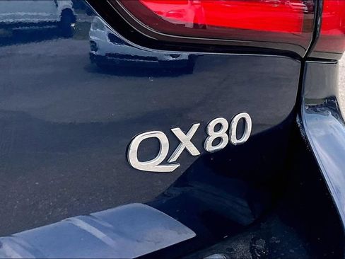 Used 2024 INFINITI QX80 Luxe AWD/4WD image 11