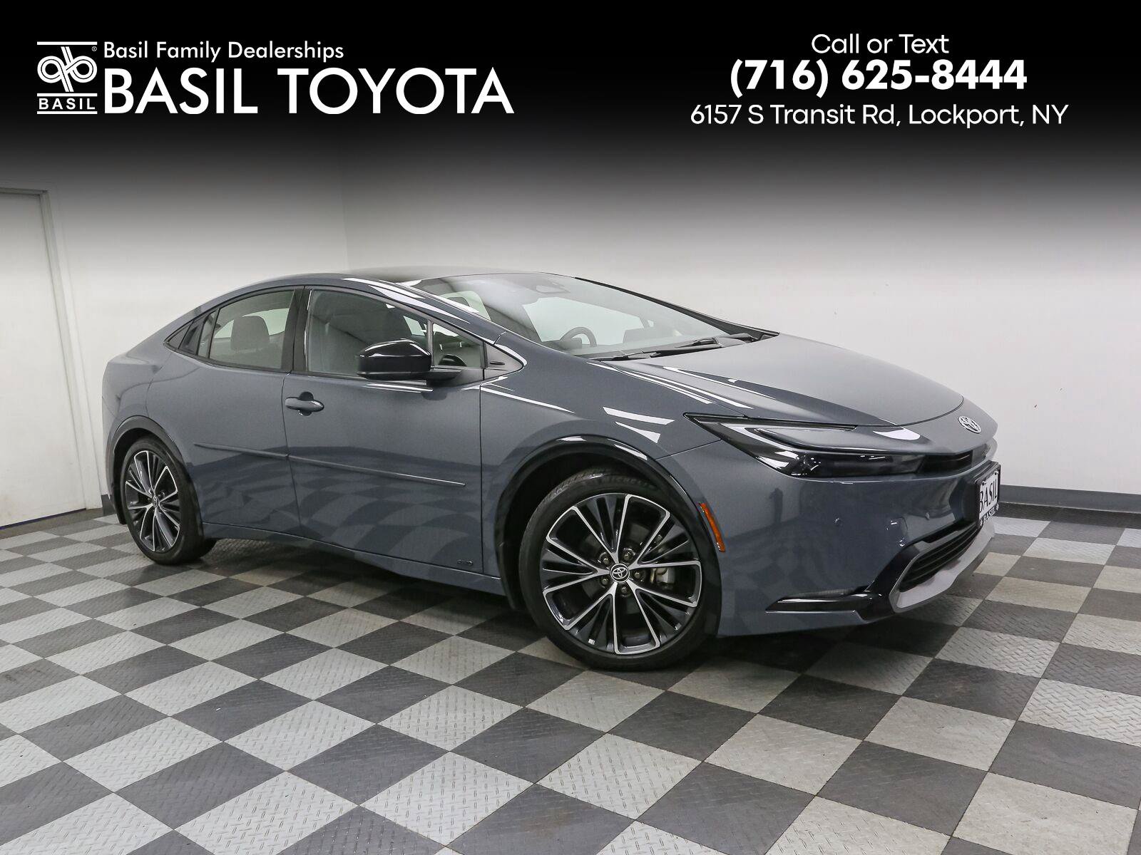 Used 2023 Toyota Prius Limited AWD/4WD image 1