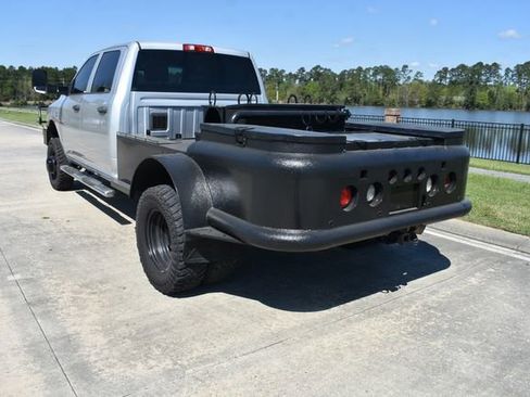 Used 2014 RAM 3500 Tradesman w/ Chrome Appearance Group image 5