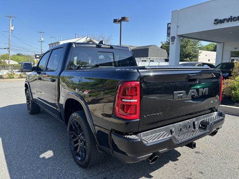 Used 2025 RAM 1500 Limited AWD/4WD image 3