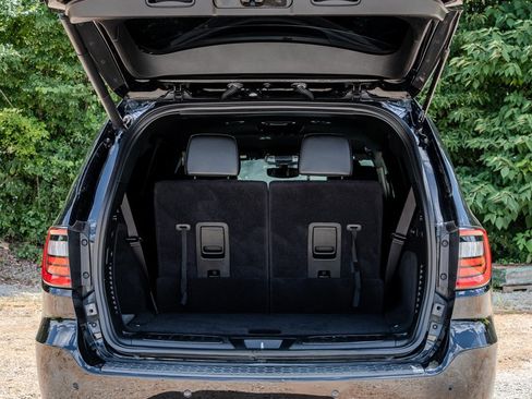 Used 2021 Dodge Durango R/T w/ Blacktop Package RWD image 9