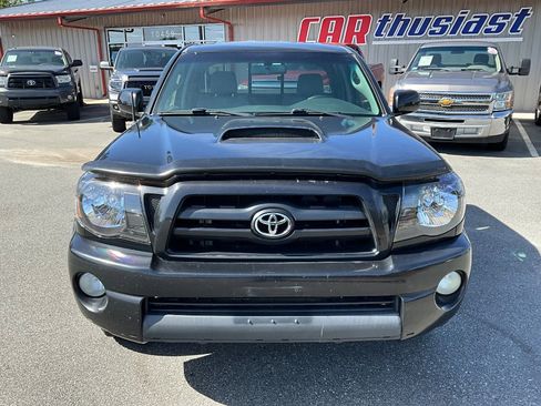 Used 2006 Toyota Tacoma X-Runner image 10